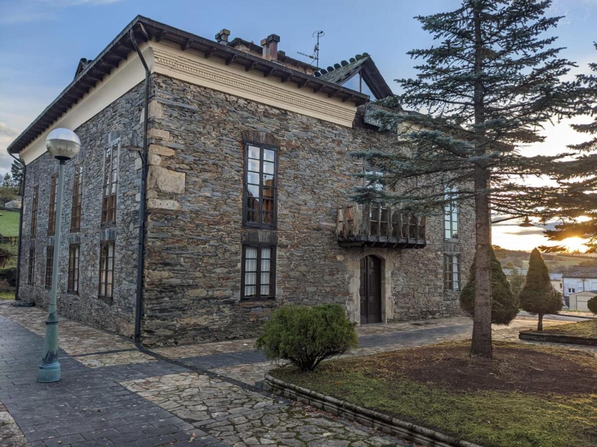 鲁拉尔卡萨别墅公寓 San Martin de Oscos 外观 照片